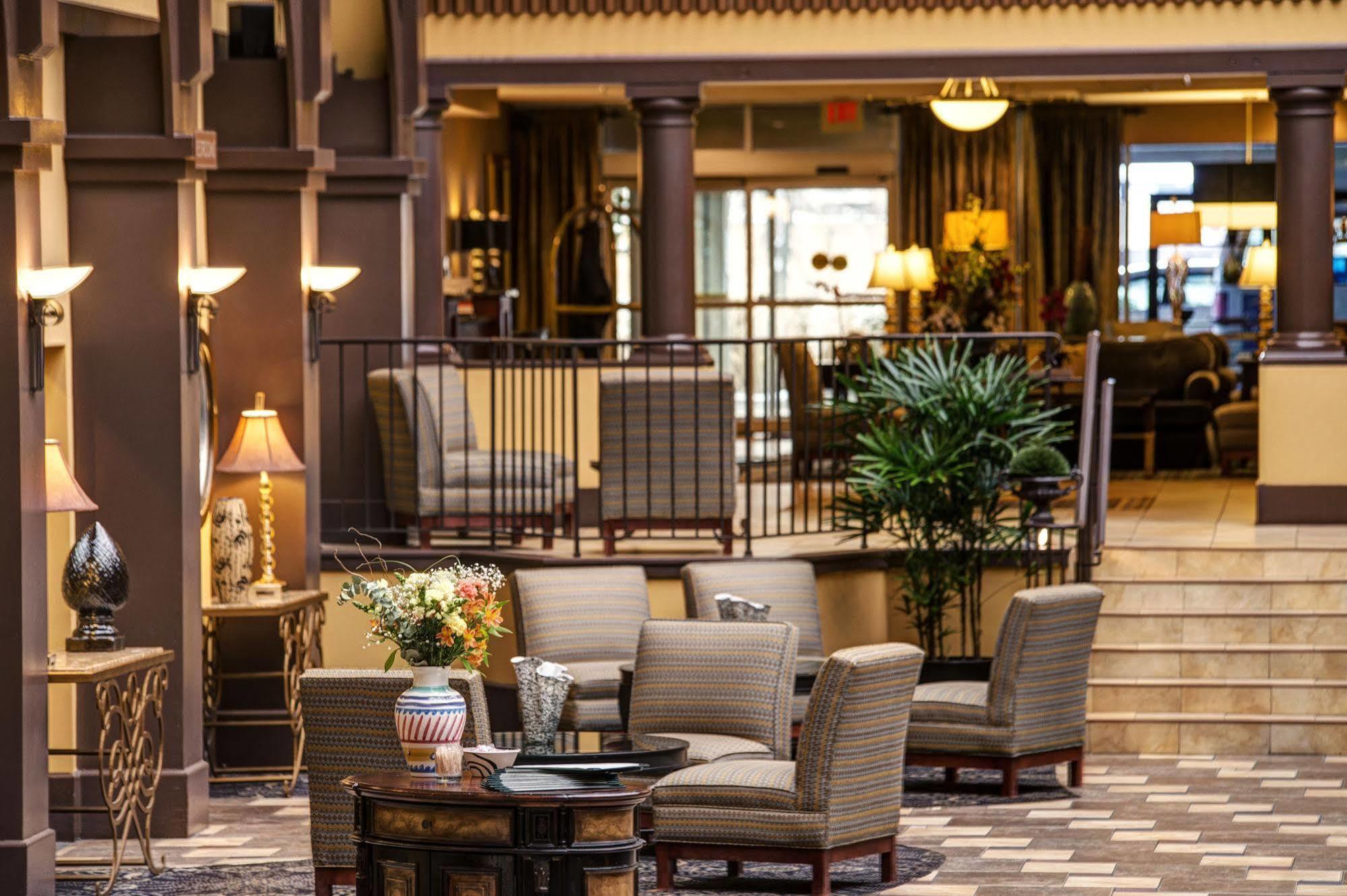 The Rockville Hotel, A Ramada By Wyndham Экстерьер фото