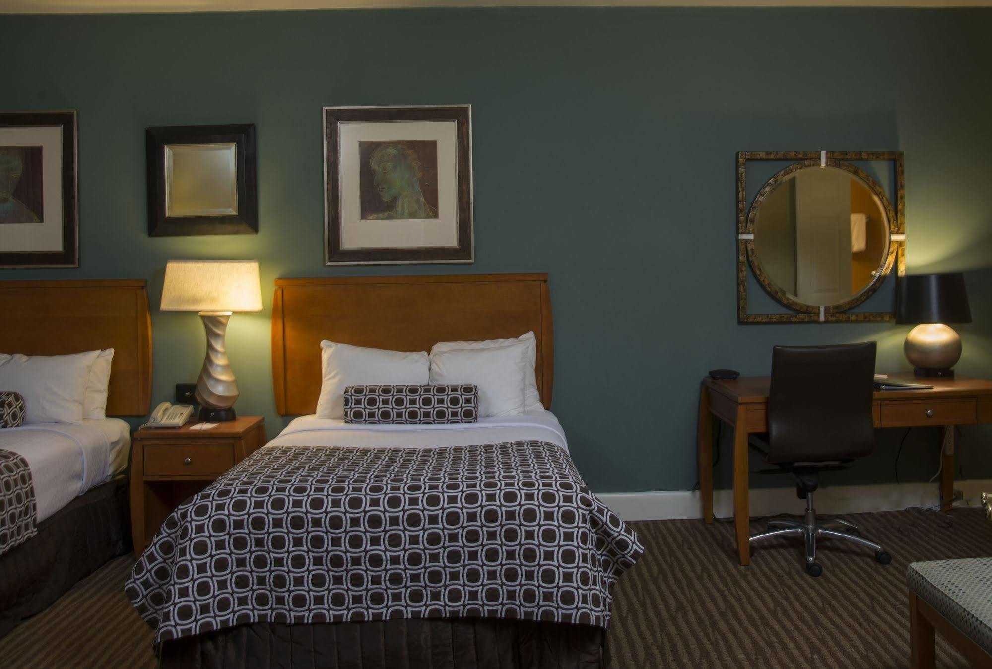 The Rockville Hotel, A Ramada By Wyndham Экстерьер фото
